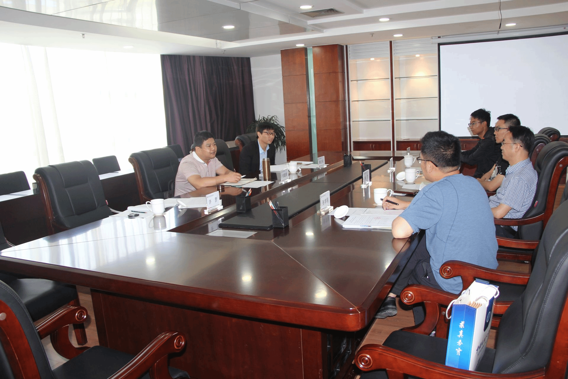 1473042478572623.png 黄河上游水电座谈.png